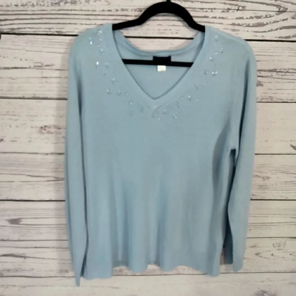 New without tags."basic Editions" woman's sweater - Picture 2 of 9